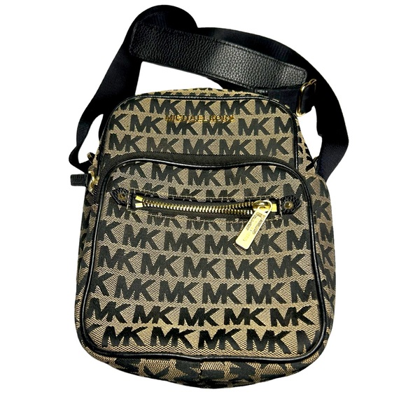 Michael Kors Bags Michael Kors Bedford Zip Canvas Flight Bag Poshmark